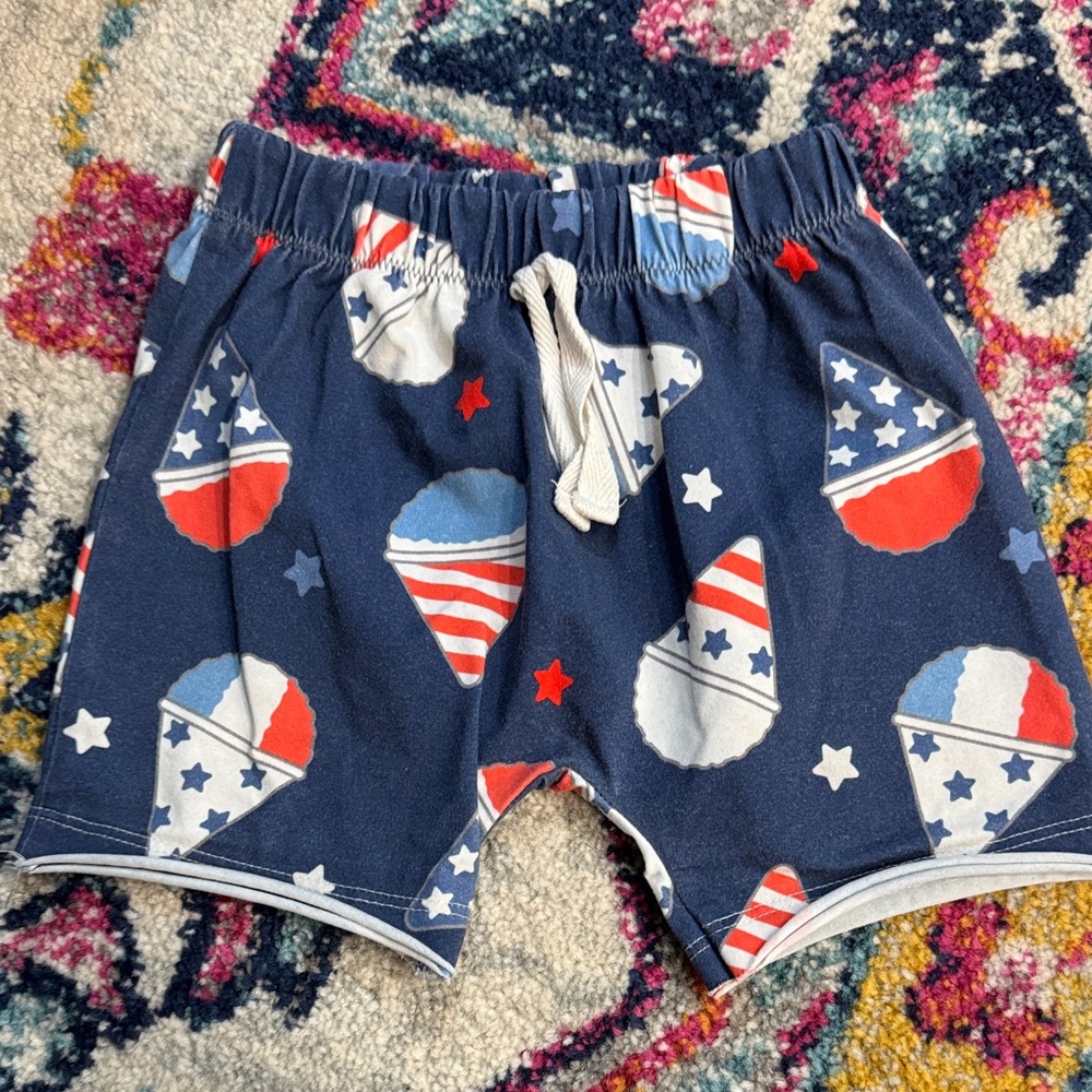 Midbest threads, small shop, snow cone shorts, size 3